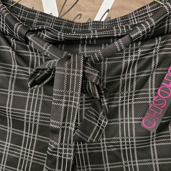 Shosho Soft Checkered Pants 🔥🔥🔥 - Picture 3 of 7